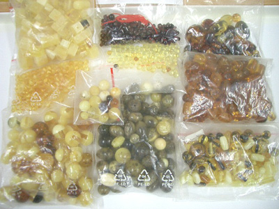 Packs of natural amber beads - cube, oval, round, olive